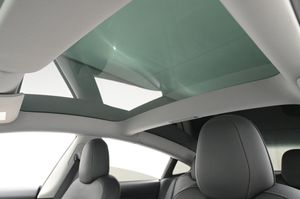 Tesla Model 3 bild 25