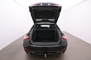 BMW i4 bild 20