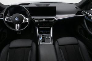 BMW i4 bild 6