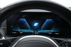 BMW i4 bild 9