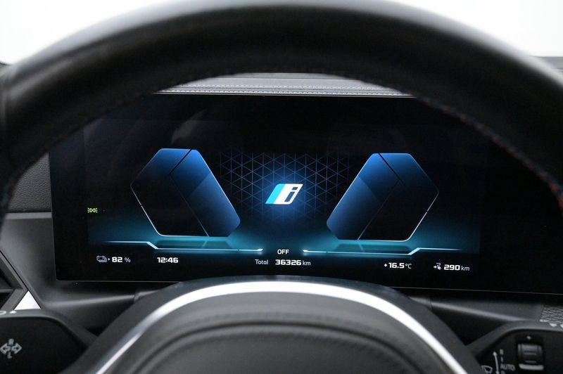 BMW i4 bild 9