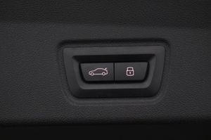 BMW i4 bild 21