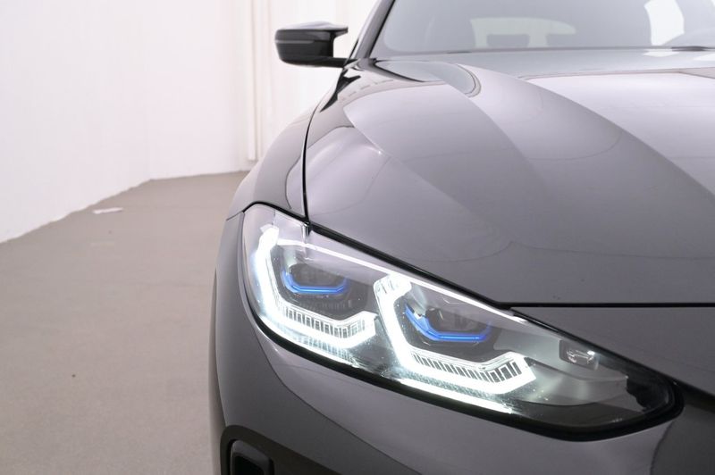 BMW i4 bild 25