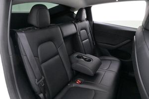 Tesla Model Y bild 21