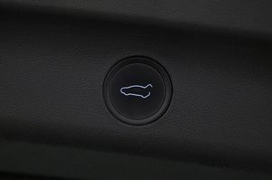 Tesla Model Y bild 22