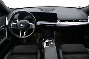 BMW iX1 bild 6