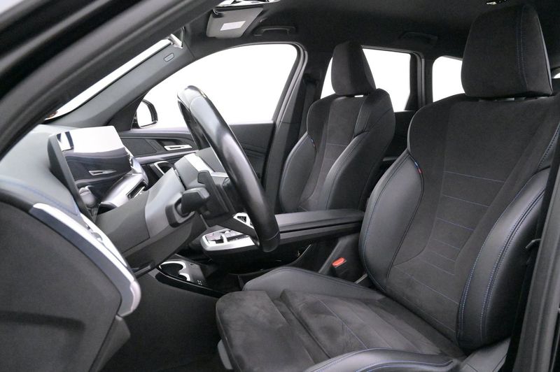 BMW iX1 bild 10