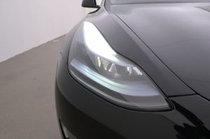 Tesla Model 3 bild 26