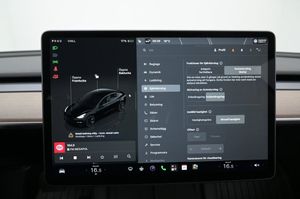 Tesla Model 3 bild 11