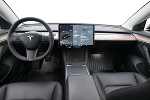 Tesla Model 3 bild 6