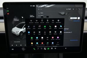 Tesla Model Y bild 22