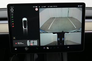 Tesla Model Y bild 20