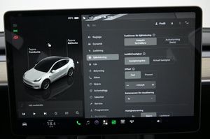 Tesla Model Y bild 15