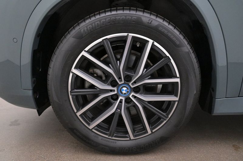 BMW iX1 bild 27