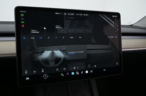 Tesla Model Y bild 20