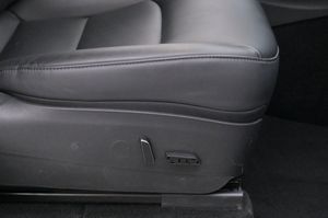 Tesla Model Y bild 13