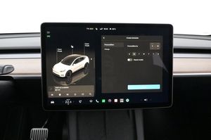 Tesla Model Y bild 12