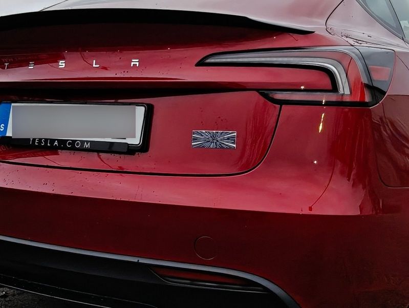 Tesla Model 3 bild 11