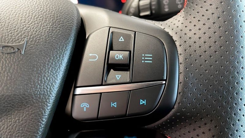 Ford Kuga bild 18
