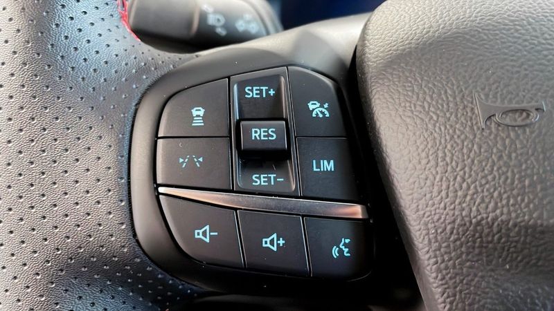 Ford Kuga bild 17