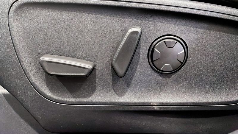 Ford Kuga bild 21