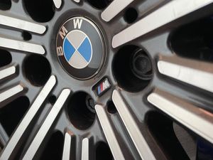 BMW 330 bild 23