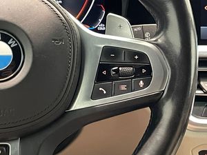 BMW 330 bild 19