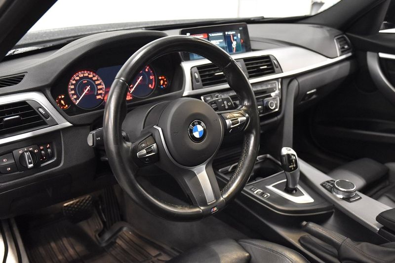 BMW 320 bild 9