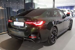 BMW i4 bild 4