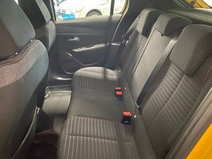 Peugeot 208 bild 8