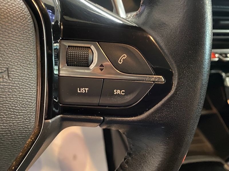 Peugeot 208 bild 19