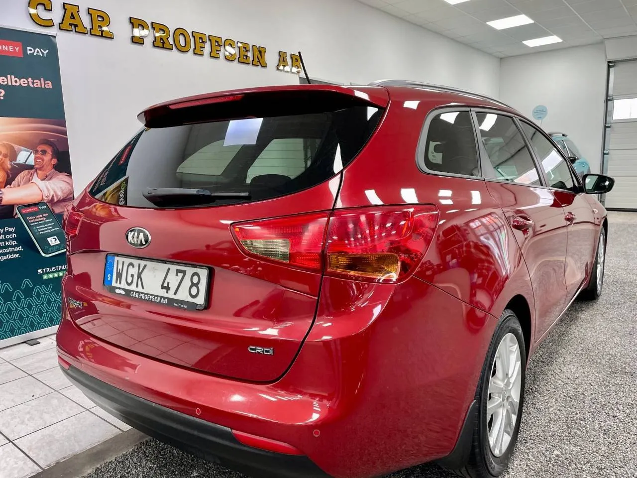 Vehicle image 3
