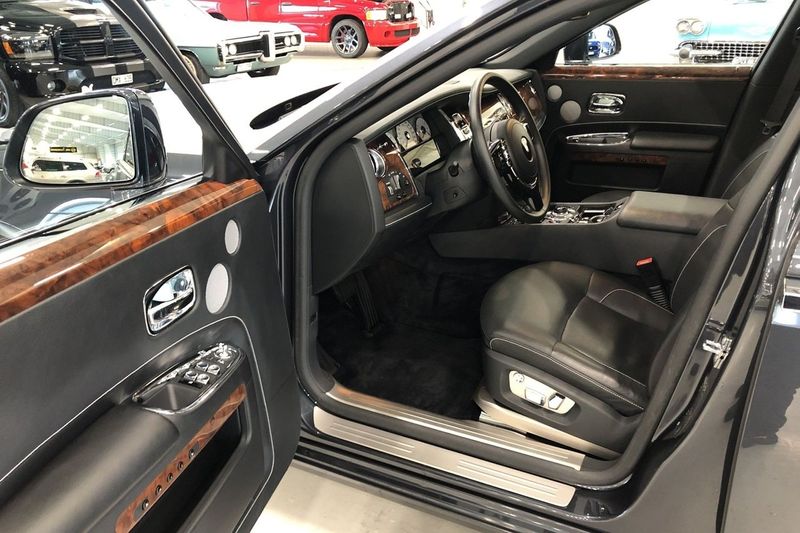 Rolls-Royce Ghost bild 12