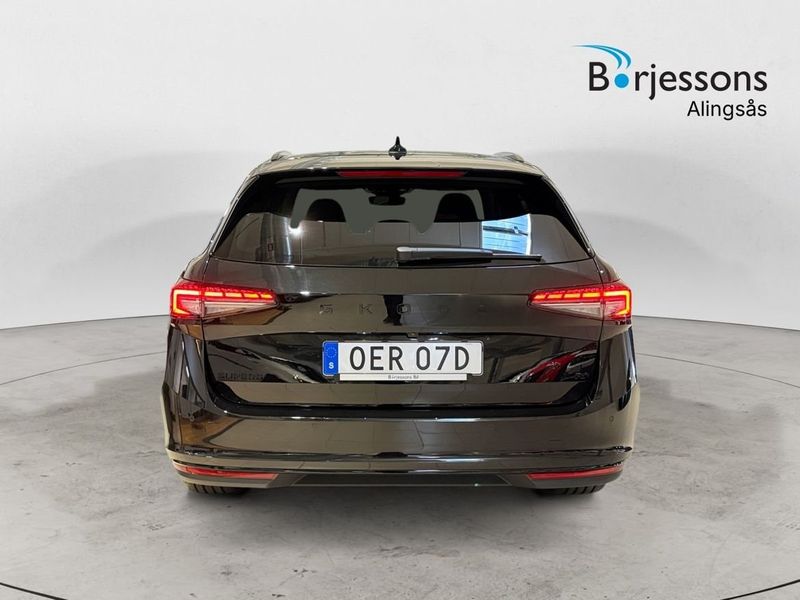 Skoda Superb bild 4