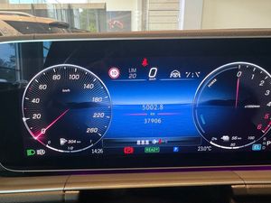 Mercedes GLE350 bild 16