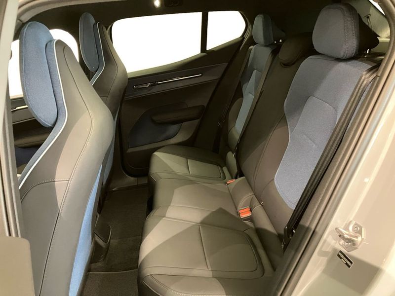 Volvo EX30 bild 7
