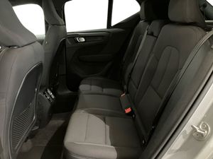 Volvo EX40 bild 6