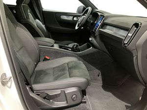 Volvo EX40 bild 4