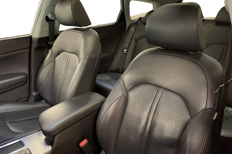 Kia Optima bild 28