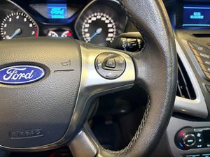Ford Focus bild 9