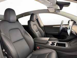 Tesla Model Y bild 13