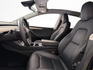 Tesla Model Y bild 12