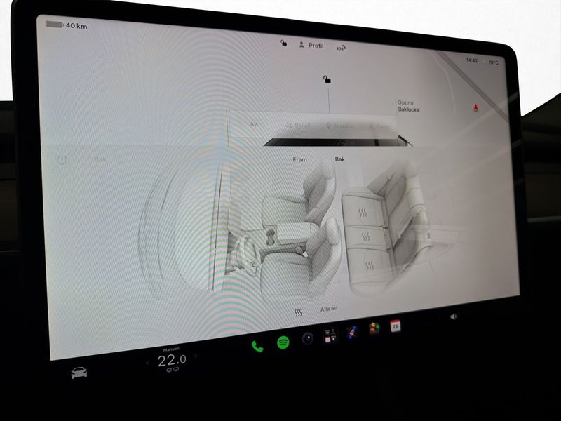 Tesla Model Y bild 28