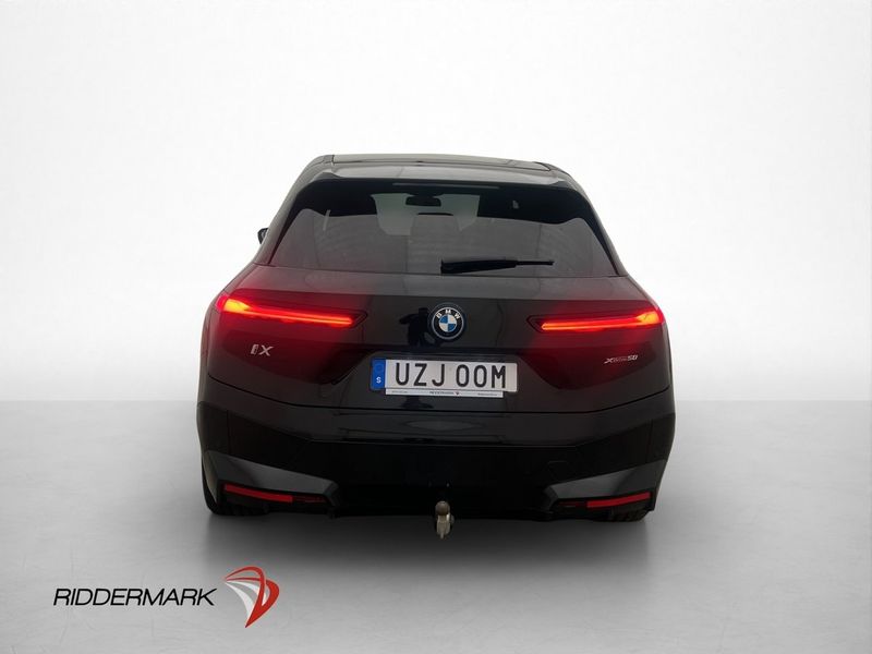 BMW iX bild 8