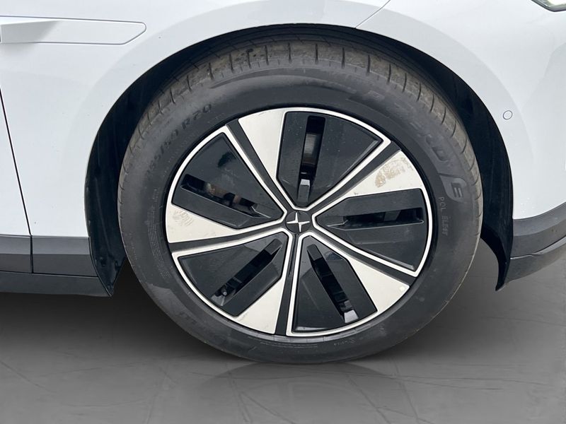 Polestar 4 bild 36