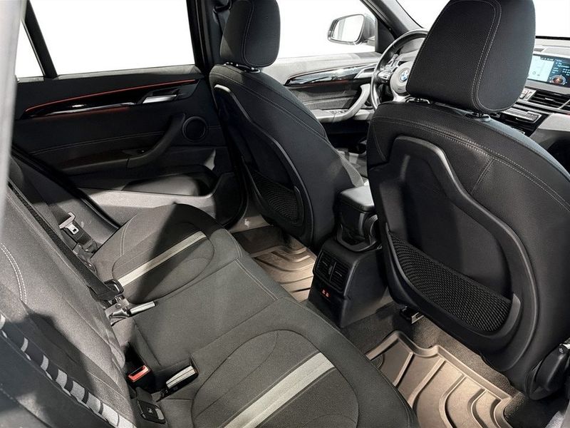BMW X1 bild 13