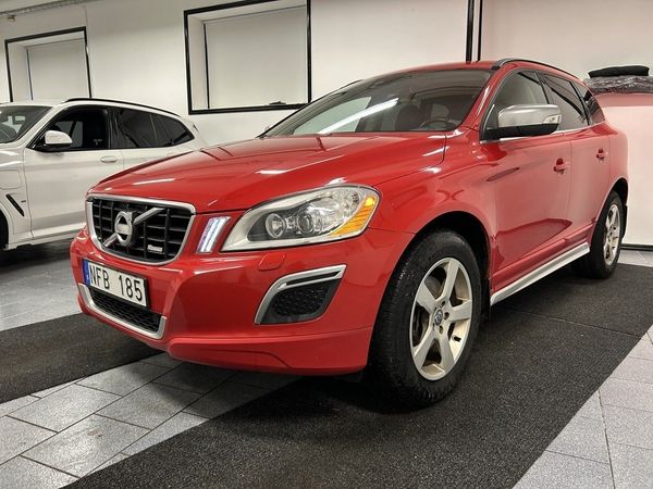 Volvo XC60 D4 163 hk AWD R-Design Drag Mkt välservad Helläder - 2013