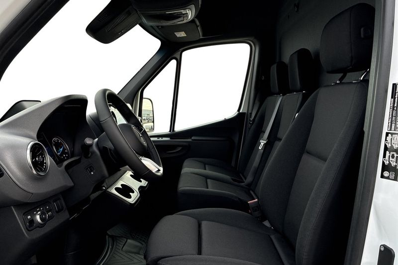 Mercedes e-Sprinter bild 11