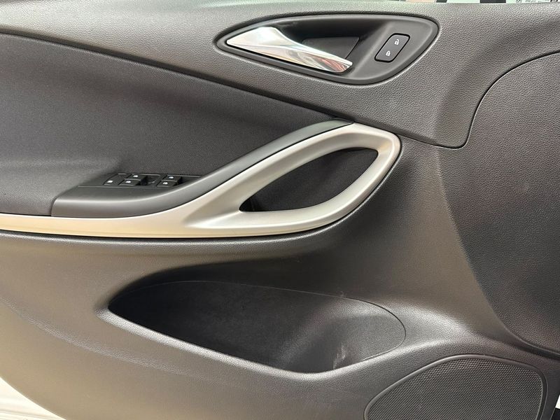 Opel Astra bild 24