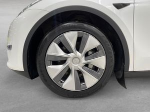 Tesla Model Y bild 10